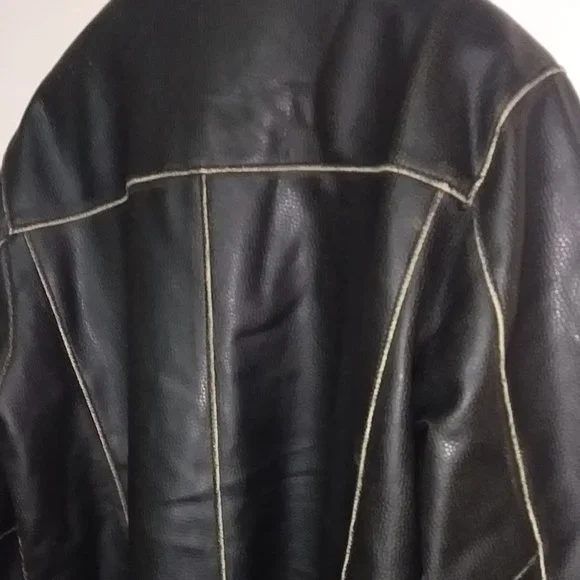 Leather jacket - Picture 14 of 15